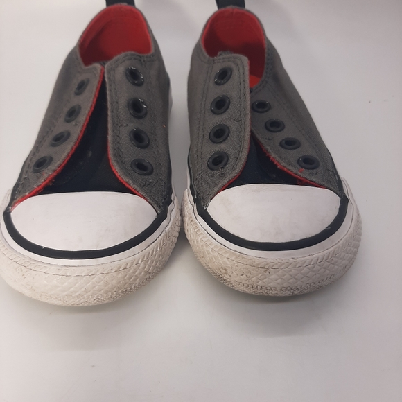 Converse Velcro Low Profile Sneakers Bump Toe - Picture 3 of 6